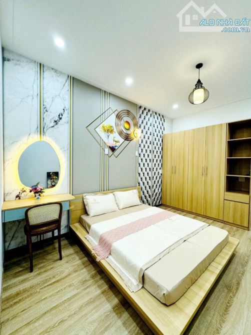 💥CHỈ : 6,450 TỈ - 70M2 ĐẤT - 3 TẦNG ĐÚC - XE HƠI THÔNG - BÙI QUANG LÀ - P.12 - GÒ VẤP - 10