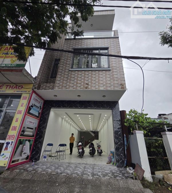 Bán nhà 3 tầng, Vị trí kinh doanh, mặt tiền Nguyễn Lương Bằng - 1