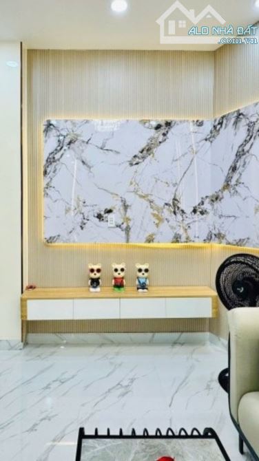 🏠 BÁN NHÀ NGUYỄN VĂN LẠC, P.21, BÌNH THẠNH - GIÁP Q.1 - CHỈ 4.X TỶ. - 1