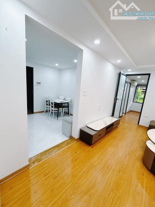 CĂN HỘ TẬP THỂ THÀNH CÔNG – C8 – 5 NGỦ, LÔ GÓC, FULL NỘI THẤT - 1