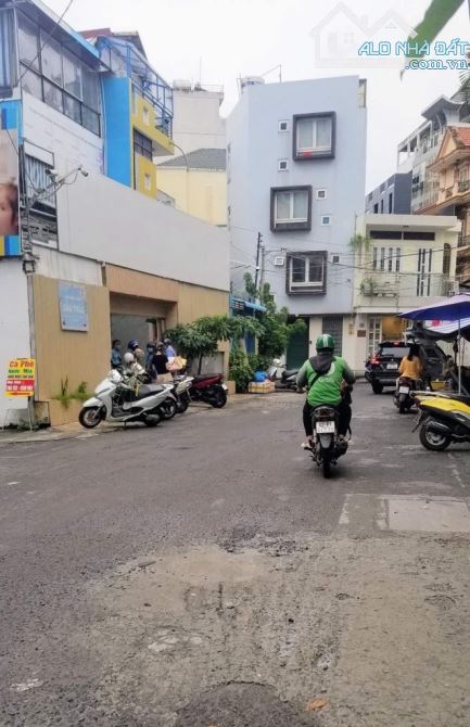 ĐIỆN BIÊN PHỦ P17 BT SÁT 5TRƯỜNG ĐH 110M2 NGANG 4 NHÀ 4 TẦNG ST - 1