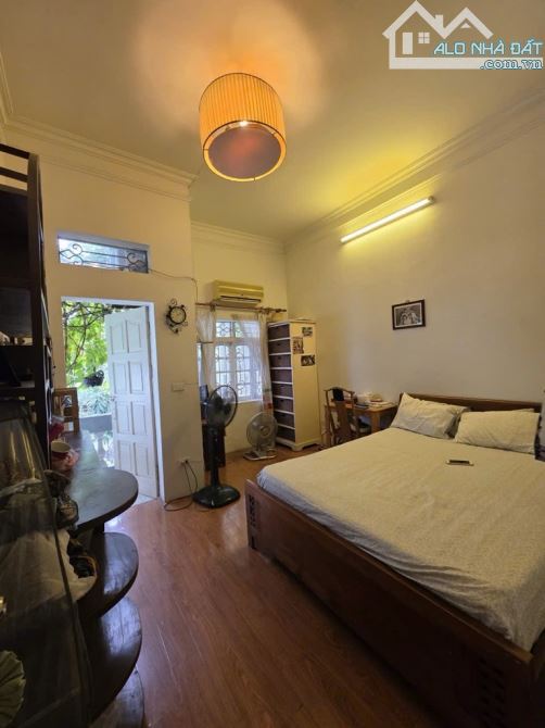 Phố Hoàng Hoa Thám, nhà đẹp 45m2 , 4 tầng, 11.8 tỷ - 1