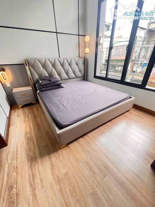 SÁT CV GIA ĐỊNH GÒ VẤP - ÔTÔ ĐỔ CỬA - 3 TẦNG MỚI - 58M2 - FULL NỘI THẤT - 9 TỶ XÍU - 1