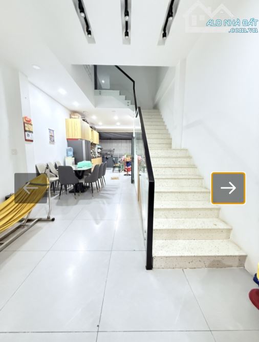 Nhà mới Đô Đốc Chấn_ Sơn Kỳ, Tân Phú. DT 77m2 (4.2m x 19m). 3 tầng. Giá 6 tỷ. - 1