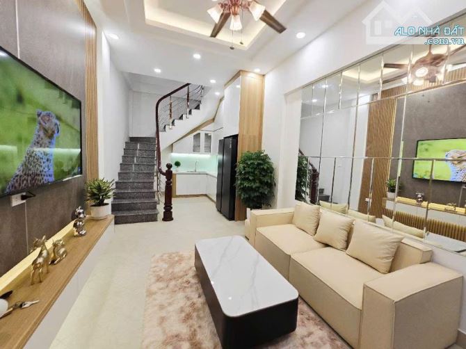 💥TÂY HỒ - NHÀ ĐẸP Ở LUÔN - HÀNG XÓM SYPUTRA - 15 MÉT RA Ô TÔ TRÁNH - FUL NỘI THẤT - DT 30 - 1