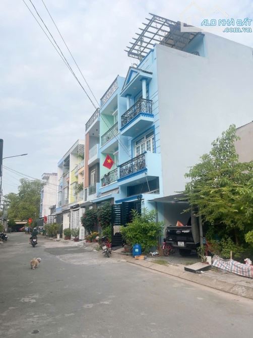 LÔ ĐẤT SIÊU ĐẸP - KẾ NGUYỄN XIỂN - GẦN VINHOMLES GRAND PARK Q9 - ĐƯỜNG NHỰA XE TẢI THÔNG T - 1