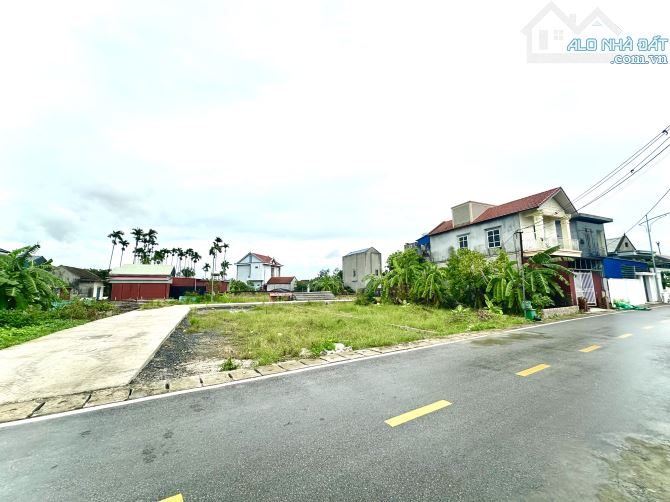 Siêu phẩm mới tinh giá tốt nhất thị trường. Lô trục liên thôn Lâm Động 72,3m đường 8m - 1