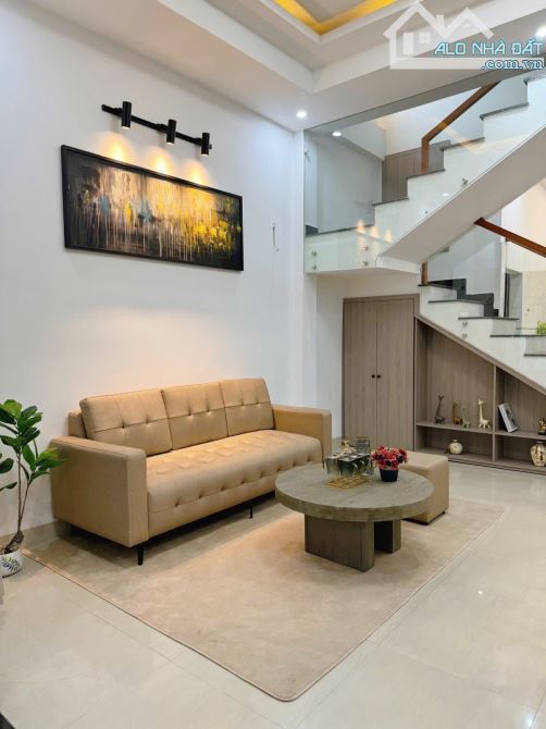 1 tỷ 9 cho căn nhà 1 trệt 1 lầu MT Phan Đăng Lưu, TP. Thủ Dầu Một, pháp lí minh bạch - 1