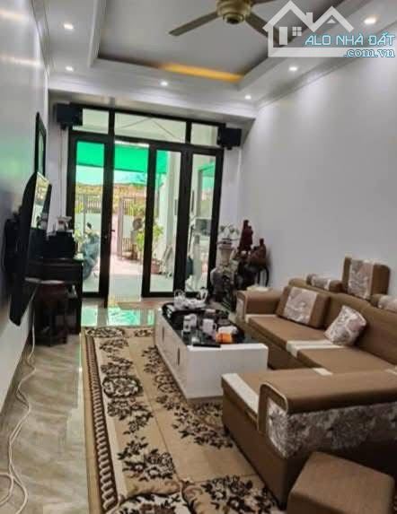 Bán nhà Nguyễn Tường Loan, An Dương, Lê Chân . 4,3 tỷ, 3 tầng , 90m. - 1