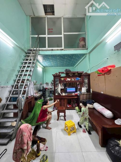 HƯNG LỘ 2--CÁCH 1 CĂN RA HẺM XE TẢI --32M2--GIÁ CHỈ ;2.95 TỶ (TL) - 1