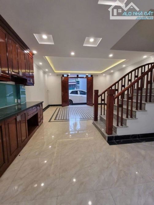 NHÀ 6 TẦNG ĐẸP FULL NỘI THẤT Ô TÔ ĐỖ CỬA PHỐ THẠCH BÀN DT42M MT5M 8,6 TỶ CÓ TL - 1