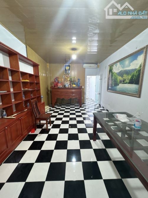 Bán nhà phố Cầu Đất Hoàn Kiếm.DT: 47M2 x 4 Tầng.MT: 4M..giá 10,8 tỷ SĐCC. - 1