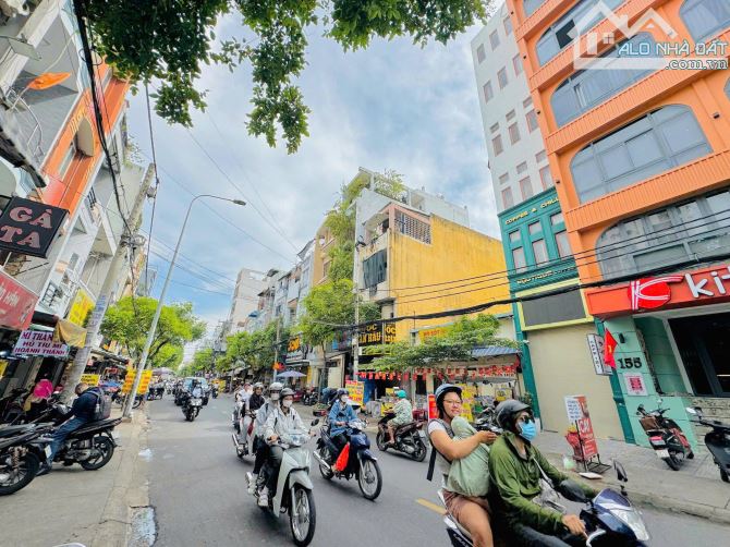 Cho thuê Tòa nhà 153-155 Vạn Kiếp - DT 8x14m hầm trệt lửng 5 lầu TM - 1