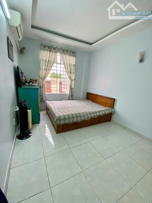 B.án nh.à Phước Kiển, Nhà Bè, đường Lê Văn Lương,2 tầng, 30m2 chỉ 2 tỷ - 1