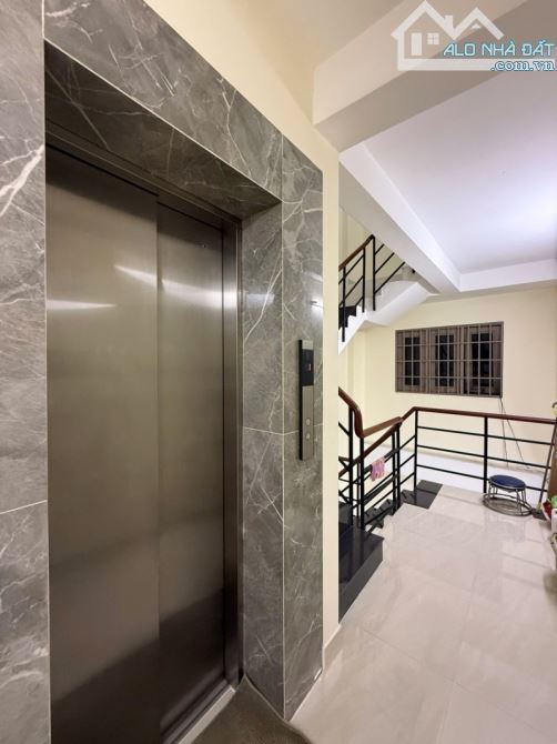Bán gấp nhà mặt tiền đường Lý Thái Tổ, Quận 3 giáp Quận 1-5 tầng có thang máy-Lề đường 7m - 1
