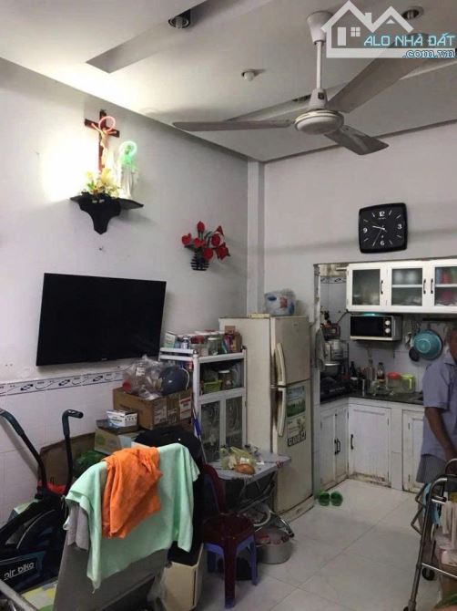 BÁN NHÀ GẦN CÁCH MẠNG THÁNG 8, P. 6, TÂN BÌNH – DT: 52M2, 5.8Mx9M, 3 TẦNG. GIÁ 6.25 TỶ - 1