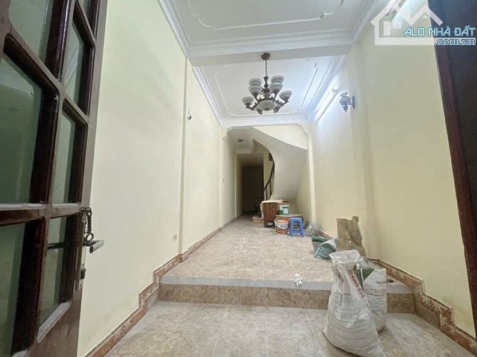 BÁN NHÀ ĐẤT NGÕ QUỲNH- HAI BÀ TRƯNG- TIỆN ÍCH NGẬP TRÀN - 1
