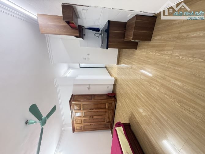 38m2 x 6 tầng x 5 phòng khép kín , dòng tiền khoảng 30m 1 tháng , hợp lý để giữ tiền - 1