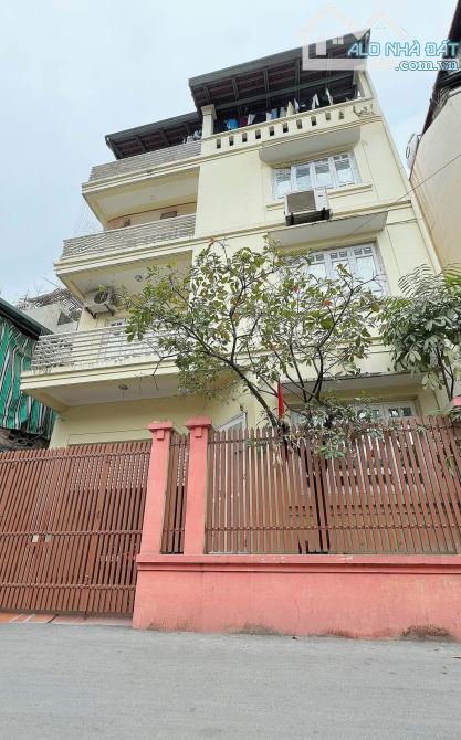 Mặt Tiền Siêu Rộng 9m Lạc Long Quân quận Cầu Giấy-90m2 4 Tầng Ô Tô Tránh Kinh Doanh Đẹp - 1
