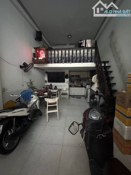 🤩 NHÀ PHỐ 3TẦNG BTCT  Q7- cạnh LOTTE - 4❌7.2 - SHR HC ĐỦ - NHỈNH 3 TỶ 🏡🏡👀 - 1