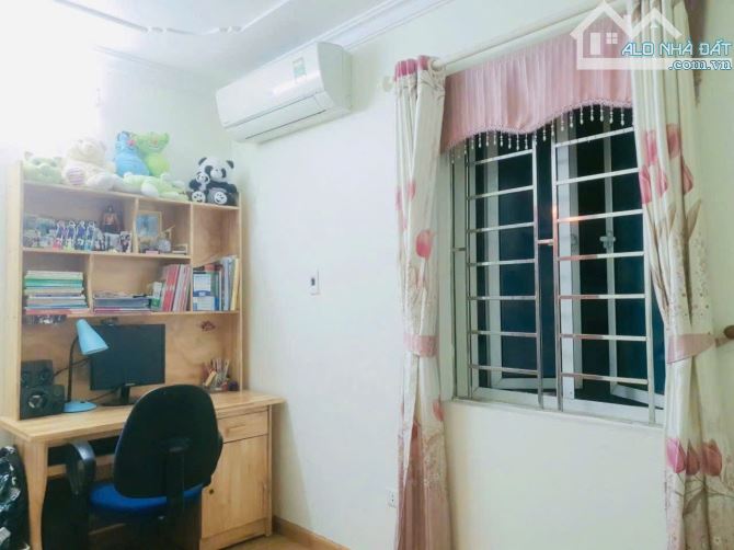 Bán nhà 3 tầng xây độc lập , cạnh chợ lũng hoa đằng hải - 1