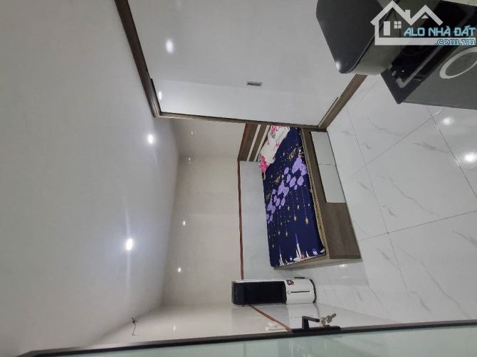 43m2 x 2 ngủ Bạch Mai phù hợp gia đình nhỏ , học đại học Bách Khoa , gần phố ngõ to rộng - 1