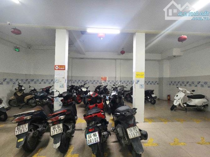 BÁN CHDV 5 TẦNG, HẺM SẦM UẤT - NGAY VƯỜN LÀI, LÊ THÚC HOẠCH - HƠN 190M2, NGANG 12M - 1
