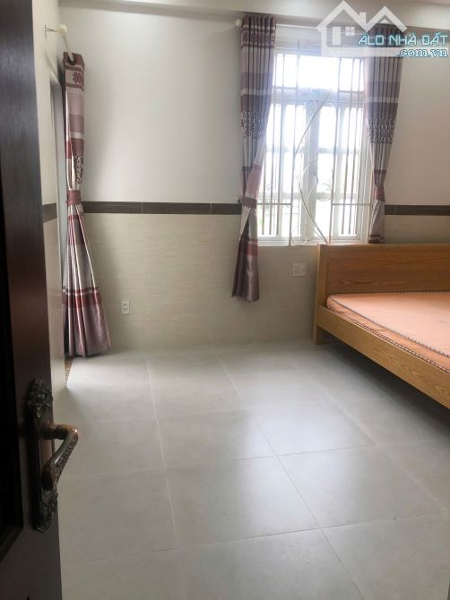 nhà 7x20m,2L,10pn,11wc có nội thất khu tên lửa - 1