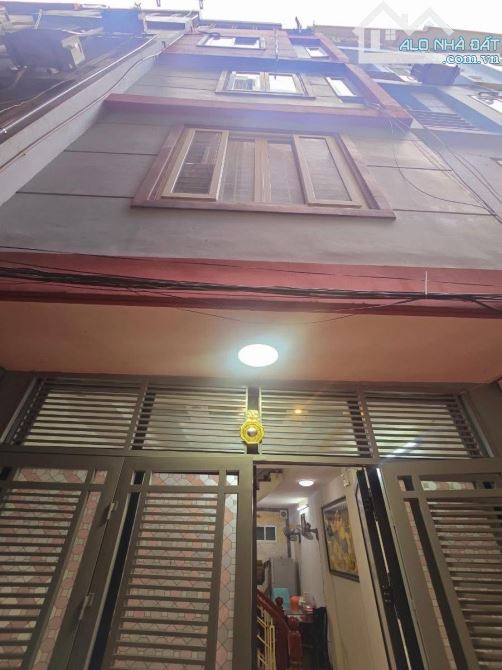 Bán nhà Phan Kế Bính, 2p ra phố, nhà mới, 2 thoáng, 40m2*5T, giá 7.3 tỷ, 4 ngủ - 1
