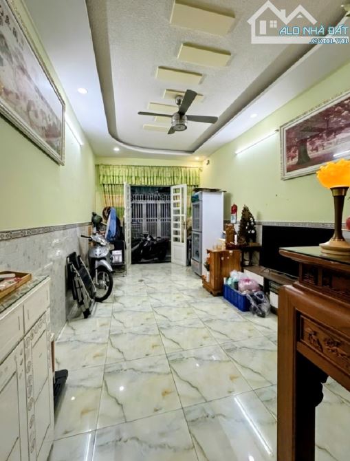 60 M2 - 4 TẦNG - 6.9 TỶ - HXH BÙI MINH TRỰC Q.8 TP.HCM - 1