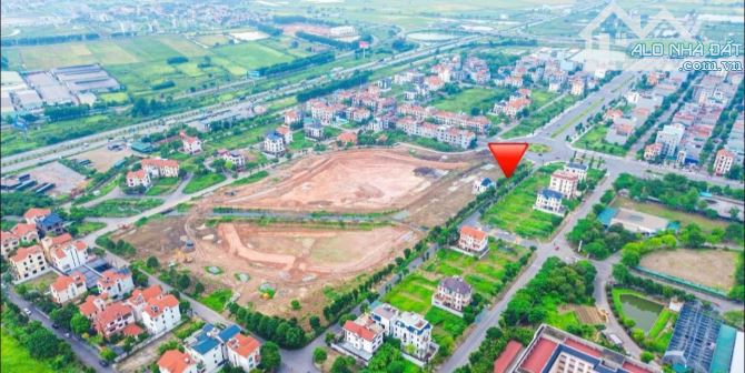 BIỆT THỰ ĐẠI HOÀNG LONG-GIÁ RẺ NHẤT THỊ TRƯỜNG- DT 270 M2- HƯỚNG SANG HỒ ĐIỀU HÒA! - 1