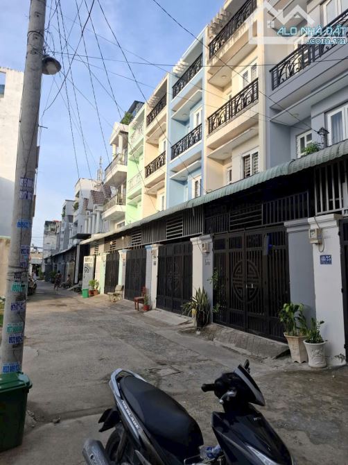 BÁN NHÀ ĐẸP-1 TRỆT- 2 LẦU-KHU DÂN CƯ TRÍ THỨC- AN NINH-F.AN PHÚ ĐÔNG-Q12-GIÁ 4,950 T - 1