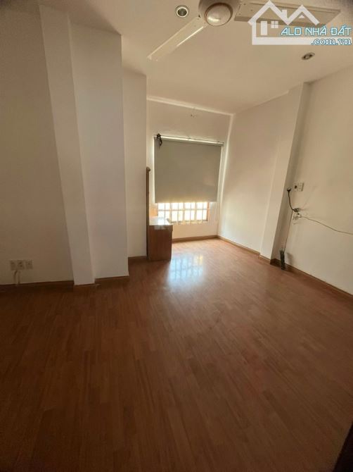 DÒNG TIỀN 25TR/ THÁNG -  CHDV - HOÀNG HOA THÁM, BÌNH THẠNH - 3 TẦNG BTCT - CHỈ 7 t.ỷ - 1