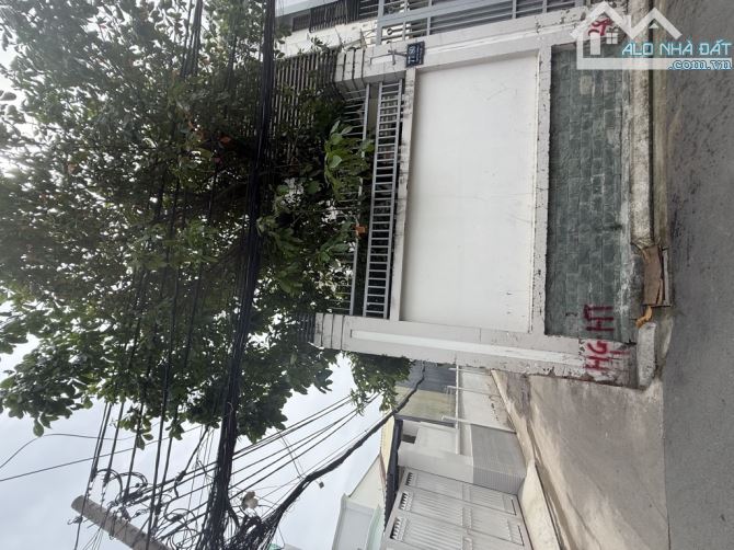 Bán nhà Q7 - Nhà 2 tầng - DTSD 90m2 ngang 5m - Hẻm 3m - nhỉnh 3 tỷ - 1