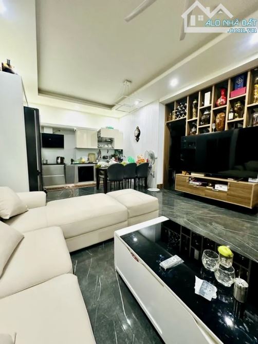 Nhà Thái Hà, 66m x 4 Tầng, Lô Góc, 2 Thoáng, Ô tô đỗ cửa, 1 Nhà ra phố, Ở Sướng, 19,8 Tỷ - 1