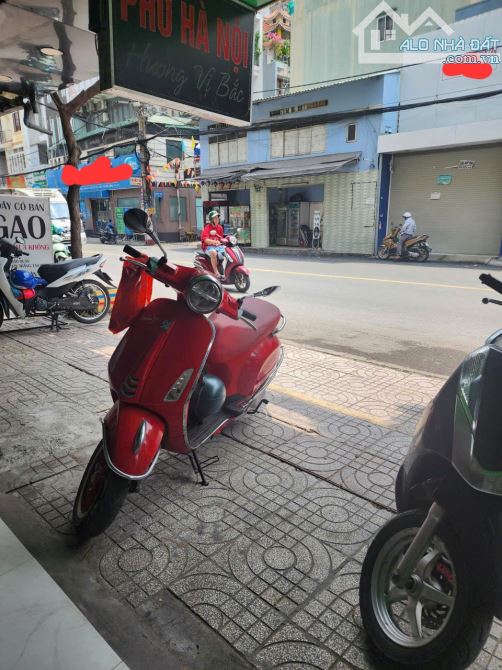 Giảm 500 triệu, cần bán gấp nhà riêng căn shophouse mặt tiền Đồng Đen, 4x12 giá 5,199 tỷ - 1