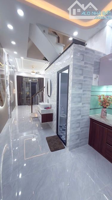 Bán nhà mới HXH tặng kèm nội thất -Huỳnh Văn Nghệ-Phường 15 -Tân Bình-27m2 chỉ 4 tỷ - 1