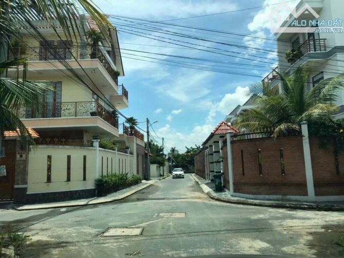Bán đất biệt thự đường 102(trước cổng Hoa Viên 102) phường Tăng Nhơn Phú A, tp Thủ Đức, Tp - 1