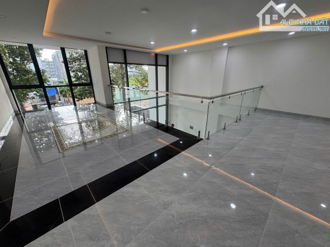 Bán tòa nhà cao cấp mặt tiền mới xây phường Thạnh Mỹ Lợi - 8x20m - hầm 6 tầng - Giá: 60 tỷ - 1