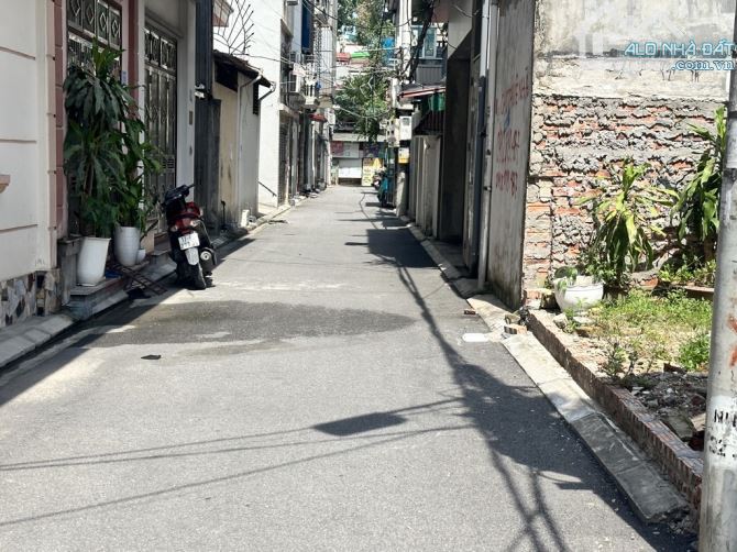 Bán gấp 65m đất Thạch Bàn - ngõ thông ô tô vào giá 7.5 tỷ - 1