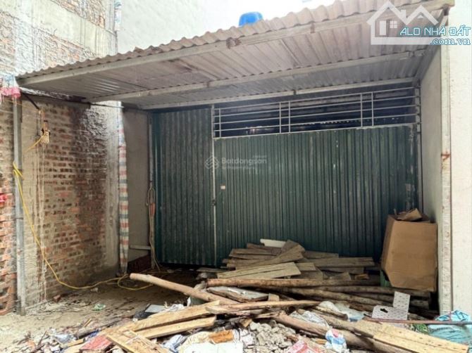 6,3 tỷ còn sót lại mảnh đất cực đẹp Quận Long Biên, 40m2, ô tô tránh, đừng đỗ ngày đêm - 1