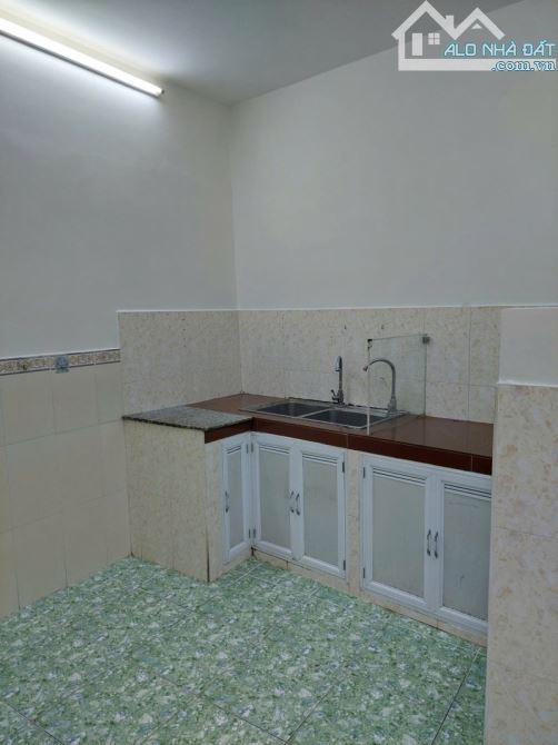 TRUNG TÂM LÊ VĂN SỸ- HẺM Ô TÔ TỚI CỬA, Ô TÔ QUAY ĐẦU CÁCH NHÀ 5M - 1