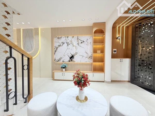 SIÊU PHẨM LÊ VĂN DUYỆT - XE HƠI THÔNG - 2 TẦNG - 24M2 - CHỈ 5.X TỶ - BÌNH THẠNH . - 1