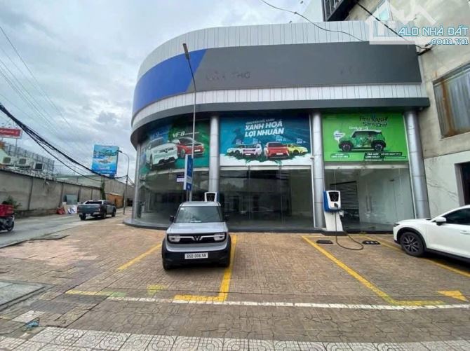 Cho thuê góc 2 mặt tiền đường 30.4 với Nguyễn văn Linh dt 1400m2 - 1