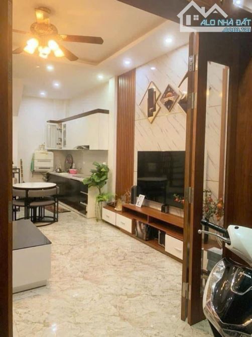 bán nhà phố nguyễn sơn - long biên - nhà đẹp - ô tô thông - 32m2 - 5 tầng - giá 8.68 tỷ . - 1