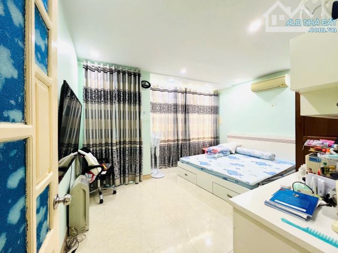 Spcc-BÁN CĂM NHÀ 3.5 tầng Lạch Tray - đông hải - lê chân - hp Công năng : 4 ngủ, 3wc, phòn - 1