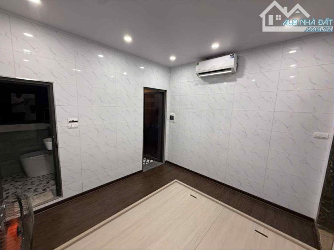 Bán Nhà TT 8/3, 25M - Tầng 3 Giá 1,4 Tỷ. Full nội thất, thoáng sáng - 1