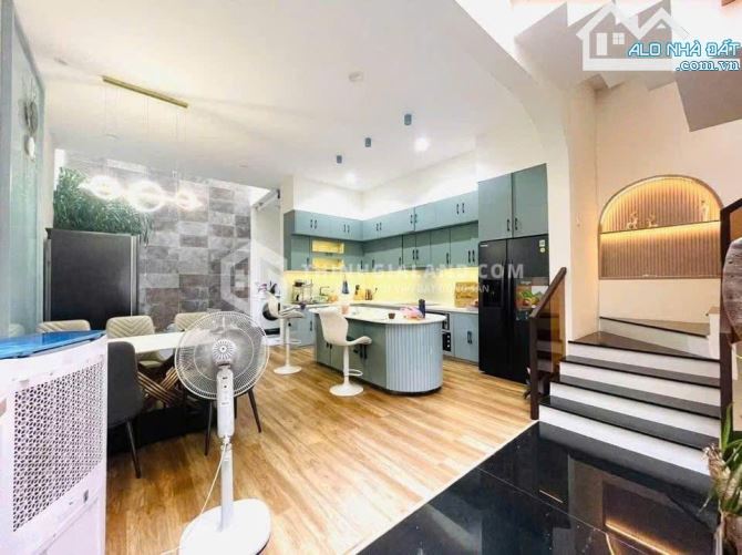 BÁN NHÀ 2 LẦU ĐẸP LUNG LINH HẺM 2 OTO ĐƯỜNG NAM KỲ KHỞI NGHĨA, 139 M2 THỔ CƯ GIÁ 11.5 TỶ - 1