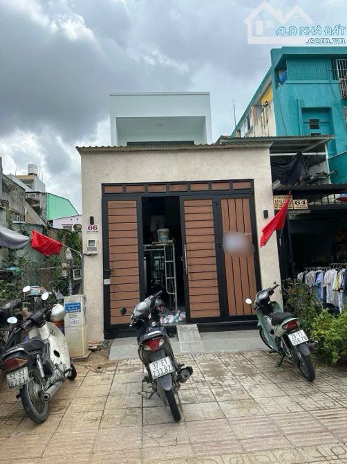 cho thuê nhà MT vị trí siêu đẹp đường tô hiệu 4x27 1 trệt 1 lầu nhà mới - 1