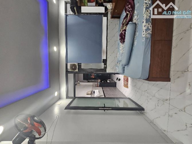 NHÀ MẶT TIỀN 4 TẦNG - GẦN AEON TÂN PHÚ - DT 80M - ĐƯỜNG 20M - KHU VỰC KINH DOANH SẦM UẤT - - 1
